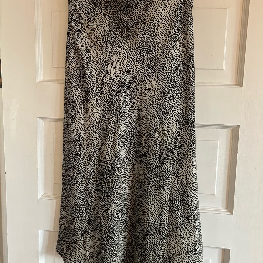 Elegant Black and White Patterned Skirt